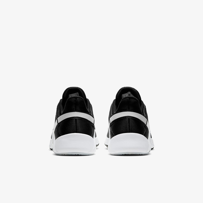 Nike LEGEND ESSENTIAL 2 