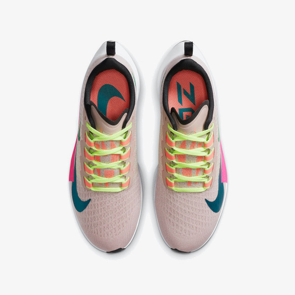 Nike Маратонки W NIKE AIR ZOOM PEGASUS 37 PRM 