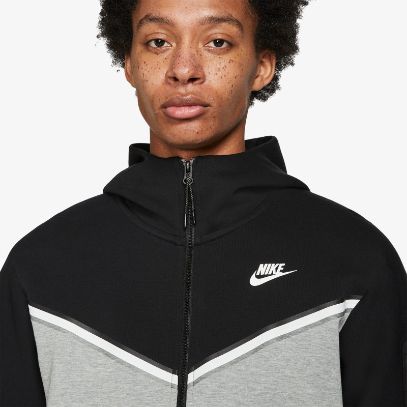 Nike Sportswear Tech Fleece 