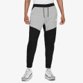Nike SPORTSWEAR TECH 