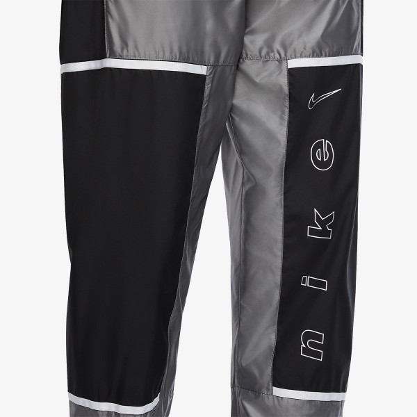 Nike SPORTSWEAR ARCHIVE 