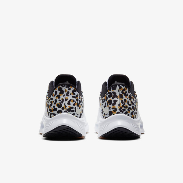 Nike QUEST 3 