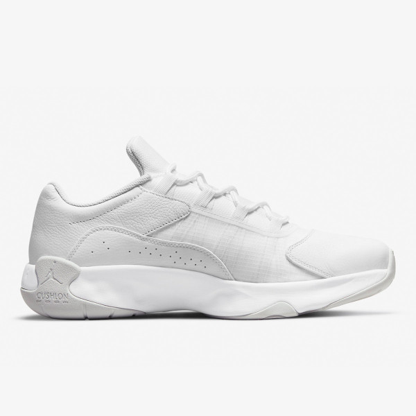 Nike AIR JORDAN 11 CMFT LOW 