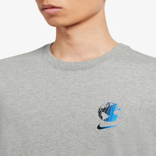 Nike M NSW WORLDWIDE GLOBE SS TEE 