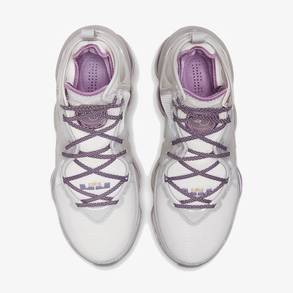 Nike LEBRON XIX 