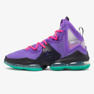 Nike LEBRON XIX 