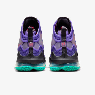 Nike LEBRON XIX 