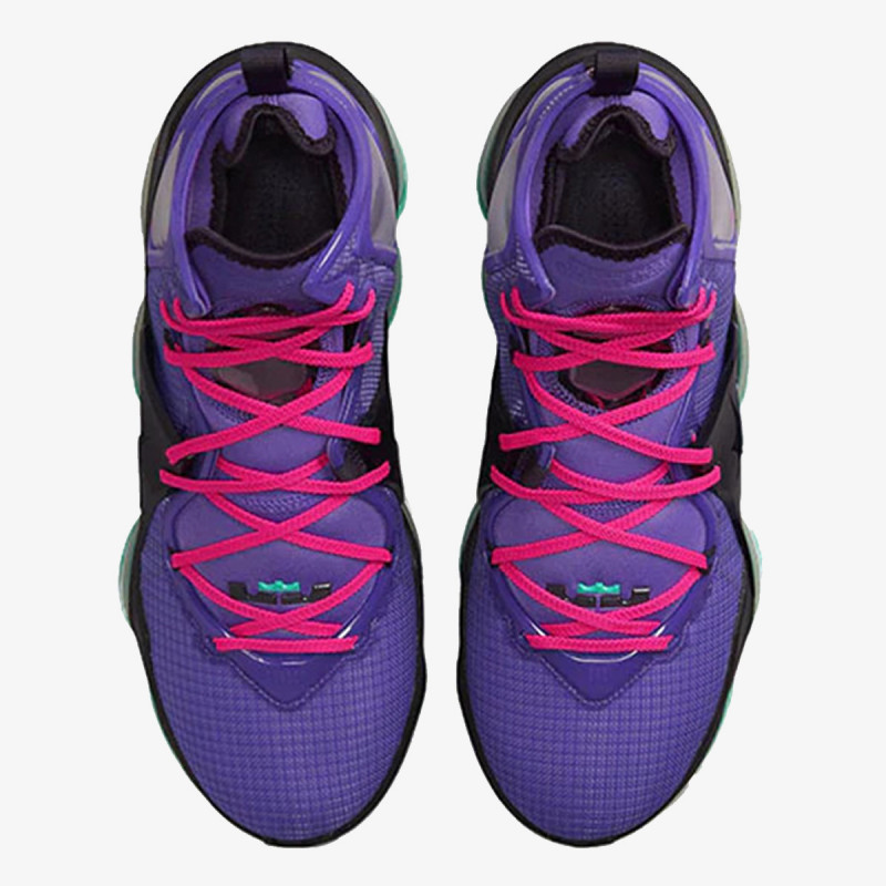 Nike LEBRON XIX 