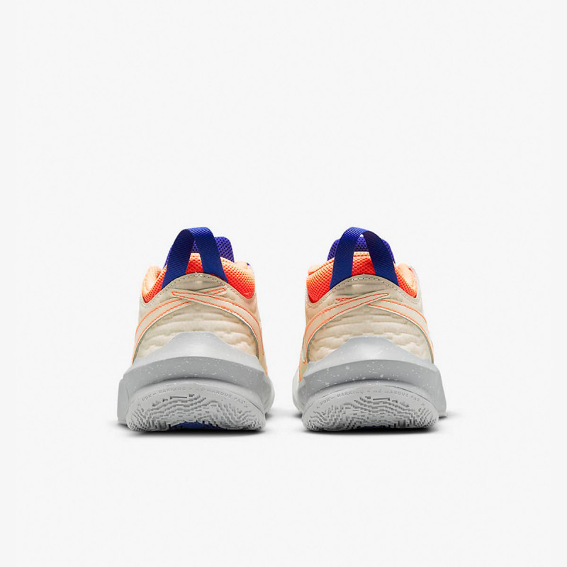 Nike TEAM HUSTLE D 10 SE GS 