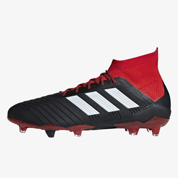 adidas Футболни обувки PREDATOR 18.1 FG 