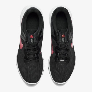 Nike Revolution 6 