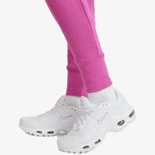 Nike Sportswear Club