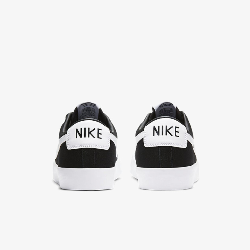 Nike SB Zoom Blazer Low Pro 