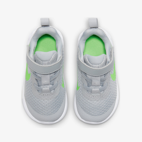 Nike Revolution 6 