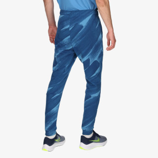Nike Dri-FIT Sport Clash 