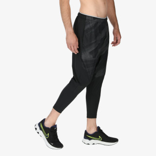 Nike Dri-FIT Sport Clash 