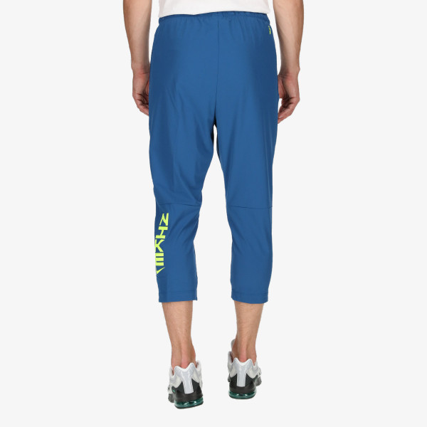 Nike Dri-FIT Sport Clash 