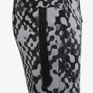 Nike Sportswear Tech 