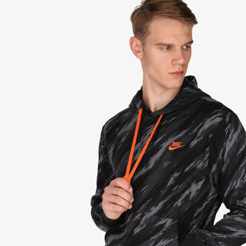 Nike Sportswear Club