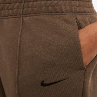 Nike Sportswear Essentials 