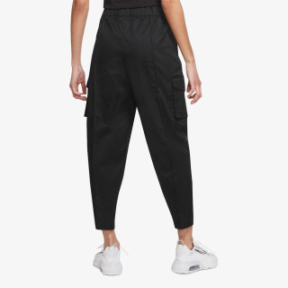 Nike Sportswear Essential 