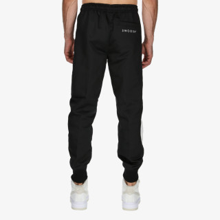 Nike Sportswear Swoosh 