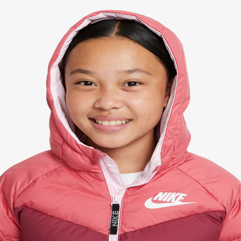 Nike Sportswear 