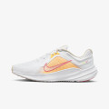Nike WMNS NIKE QUEST 5 