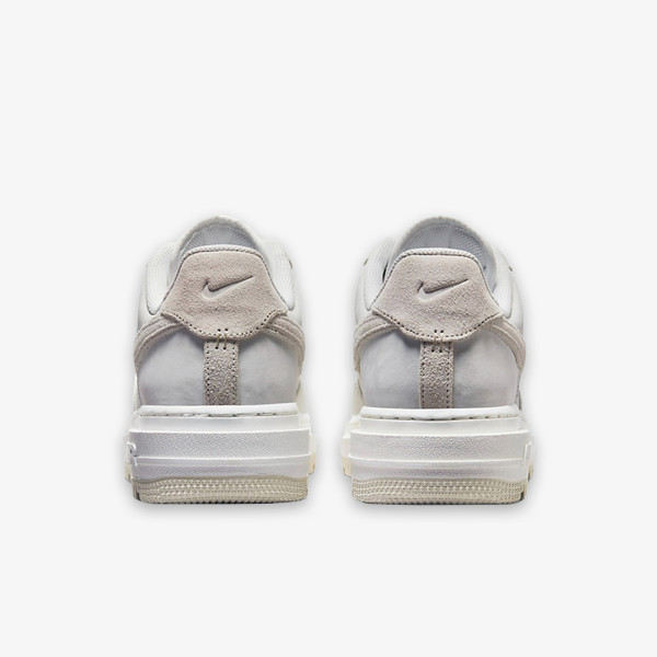 Nike NIKE 