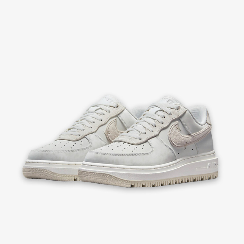 Nike NIKE 