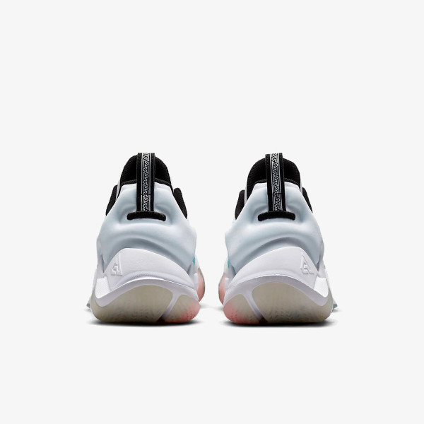 Nike Giannis Immortality 