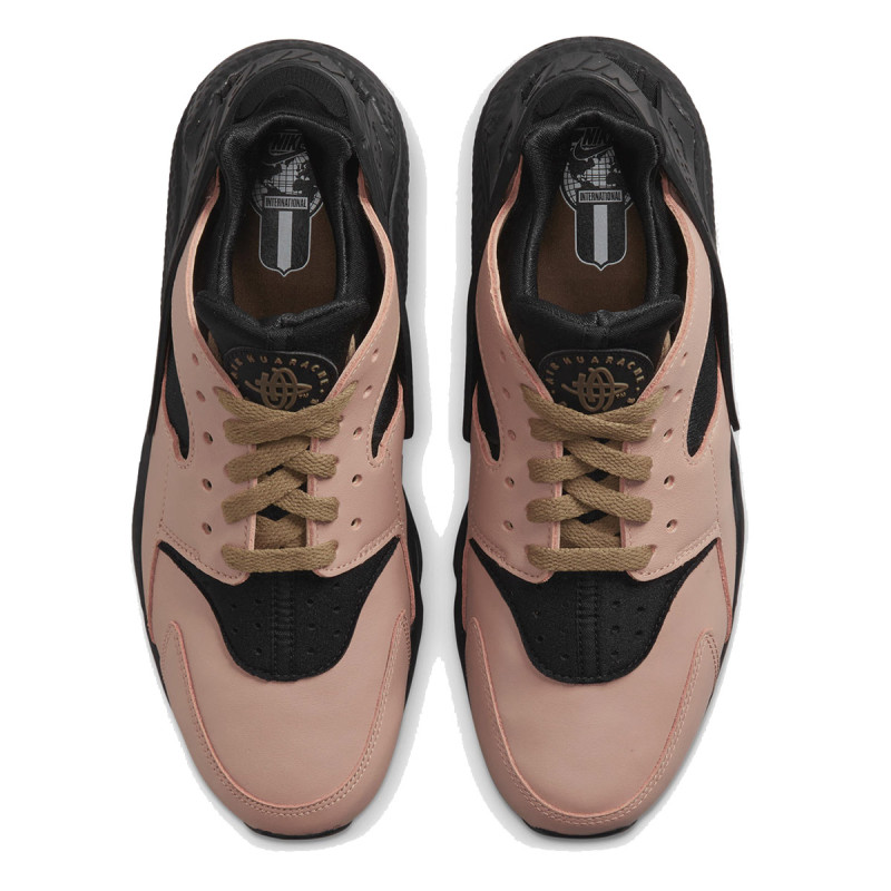 Nike Air Huarache LE 