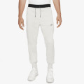 Nike AIR MAX JOGGER 