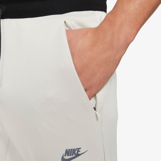 Nike AIR MAX JOGGER 
