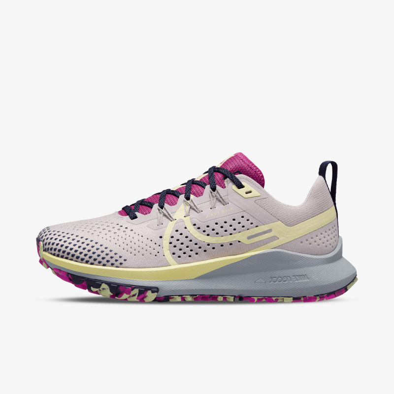 Nike W NIKE REACT PEGASUS TRAIL 4 