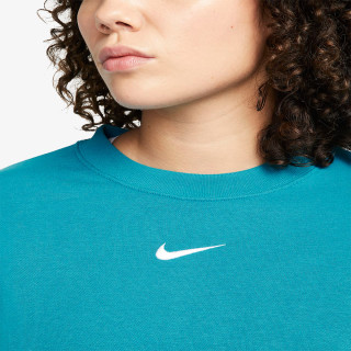 Nike Sportswear Essentials 
