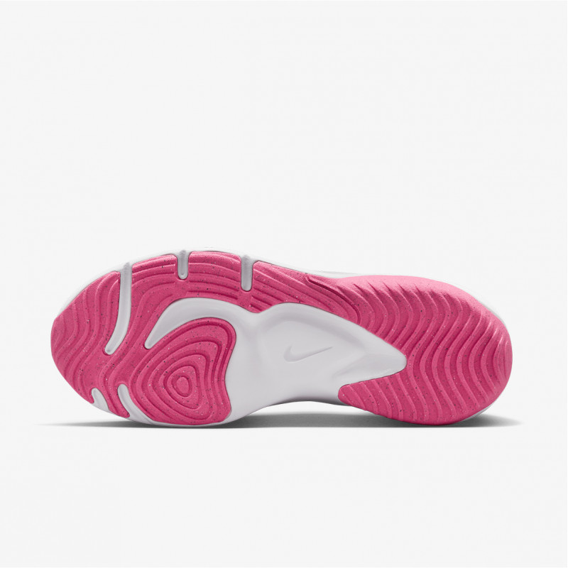 Nike W NIKE LEGEND ESSENTIAL 3 NN 