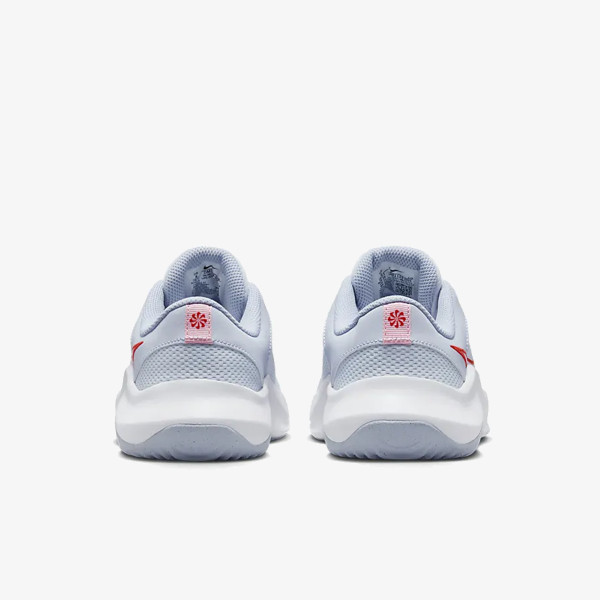 Nike W NIKE LEGEND ESSENTIAL 3 NN 