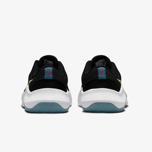 Nike W NIKE LEGEND ESSENTIAL 3 NN 