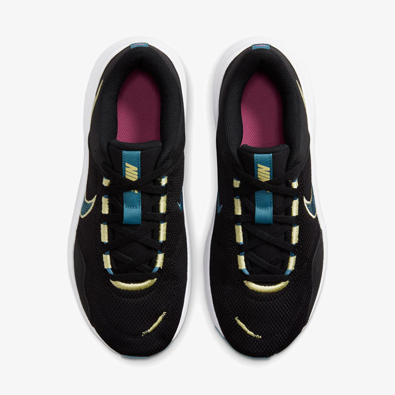 Nike W NIKE LEGEND ESSENTIAL 3 NN 