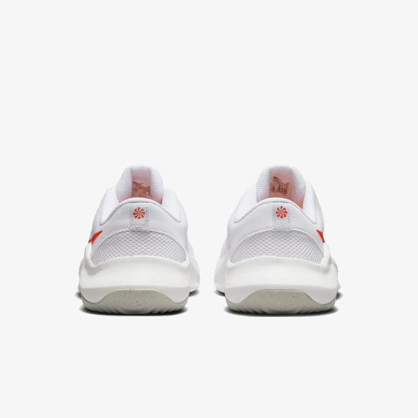 Nike W NIKE LEGEND ESSENTIAL 3 NN 