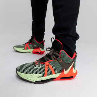 Nike LEBRON WITNESS VII 