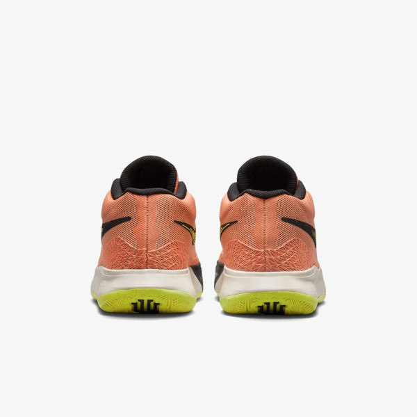 Nike KYRIE FLYTRAP VI 