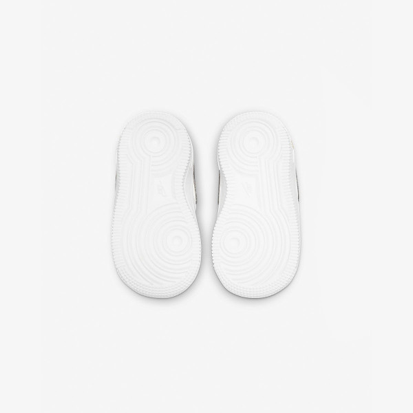 Nike FORCE 1 LV8 