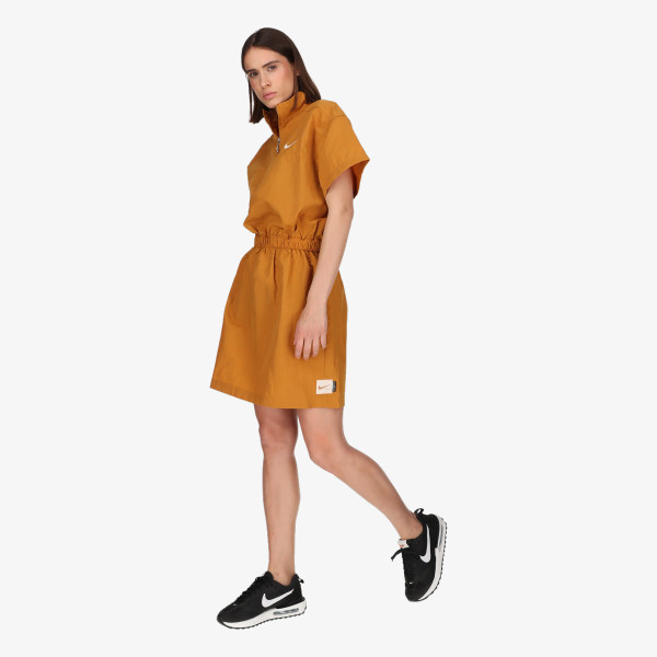 Nike Sportswear Swoosh 