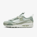 Nike DM9922 