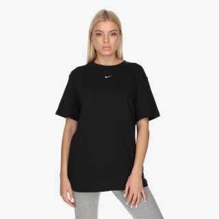 Nike Sportswear Essentials 
