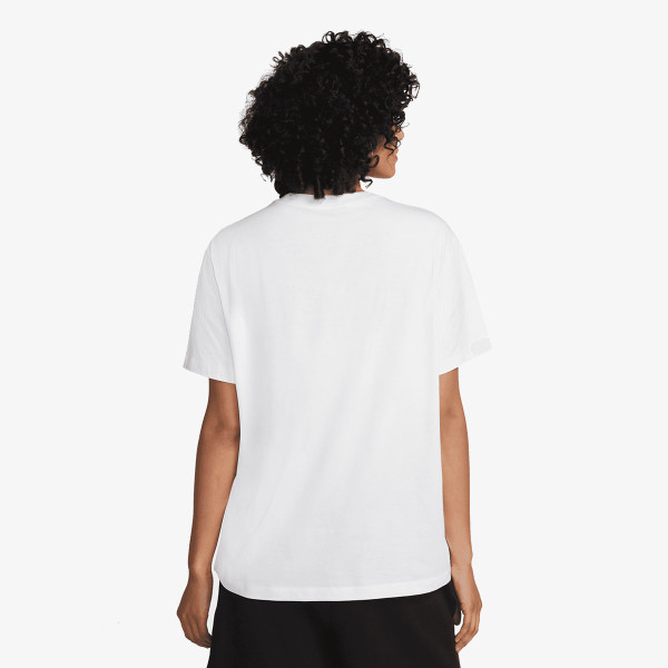 Nike Sportswear Essentials 