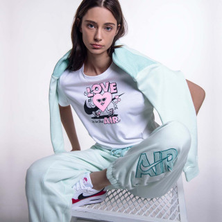 Nike Sportswear 