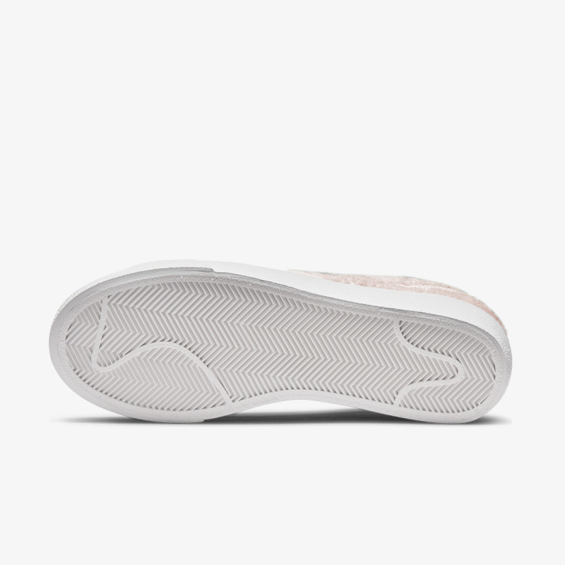 Nike WMNS BLAZER LOW PLATFORM 